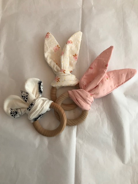 Natural Beech Wood Sensory Teething ring with fabric bunny ears or bear ears. Perfect for babies and toddlers to hold, chew and for comfort. Handmade Newborn Baby Shower Gift