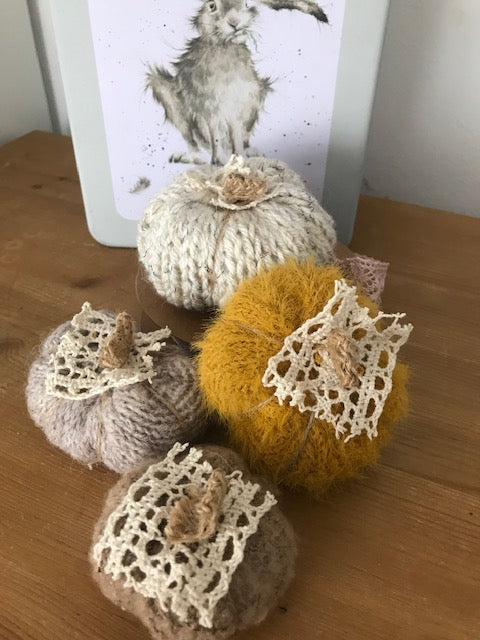 Handmade knitted Fabric Pumpkins in a selection of colours and can be used year after year for Autumn Decor. Each have jute string, lace and a stem made of wool or felt and stuffed. Mustard, pink, cream, grey and mink colours to choice from.